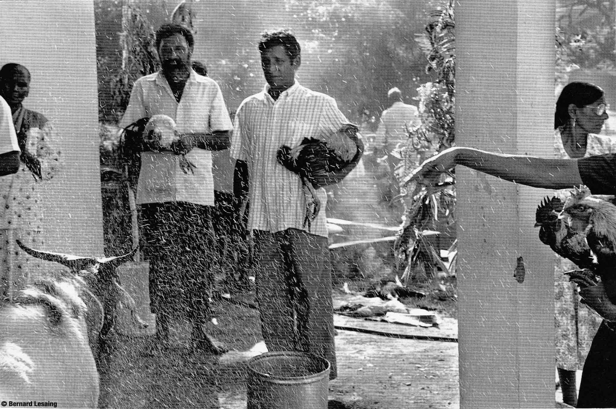 Offrandes de pluie de riz, chapelle de Stella, 90's © Bernard Lesaing