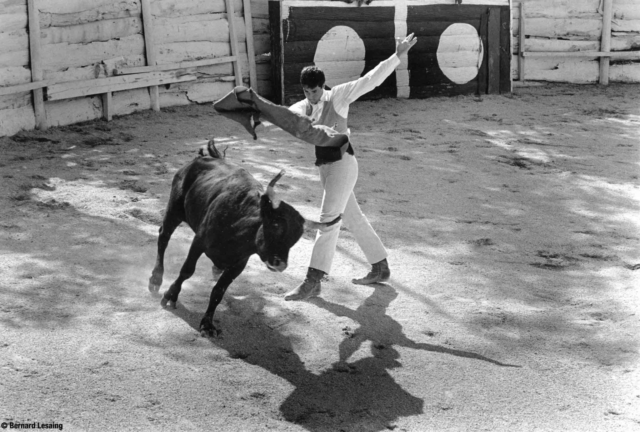  Arènes de Gimeaux, Arles, 2007 © Bernard Lesaing