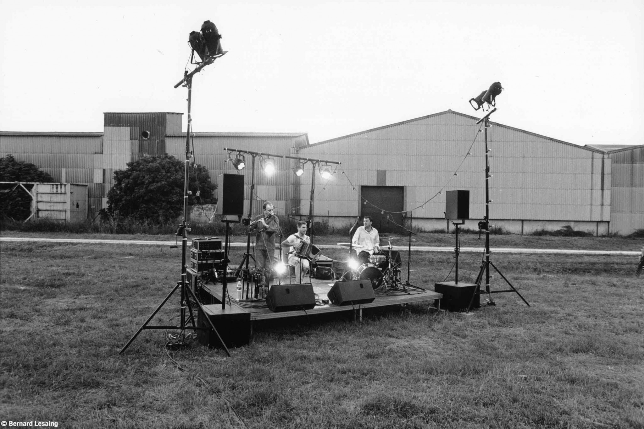 Ecluse, Canal de Bouc, Arles, 2012 © Bernard Lesaing