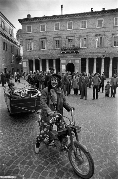 Urbino, Les Marches, Italie, Cirque Bidon 1979-80 © Bernard Lesaing
