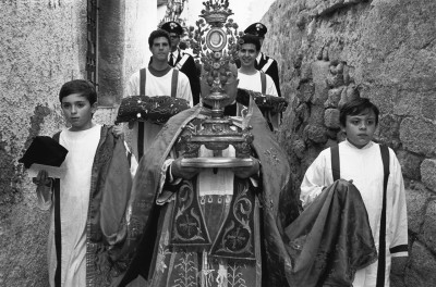 Procession de l'ange à Pâques, Forio, Ischia, 1990-92 © Bernard Lesaing