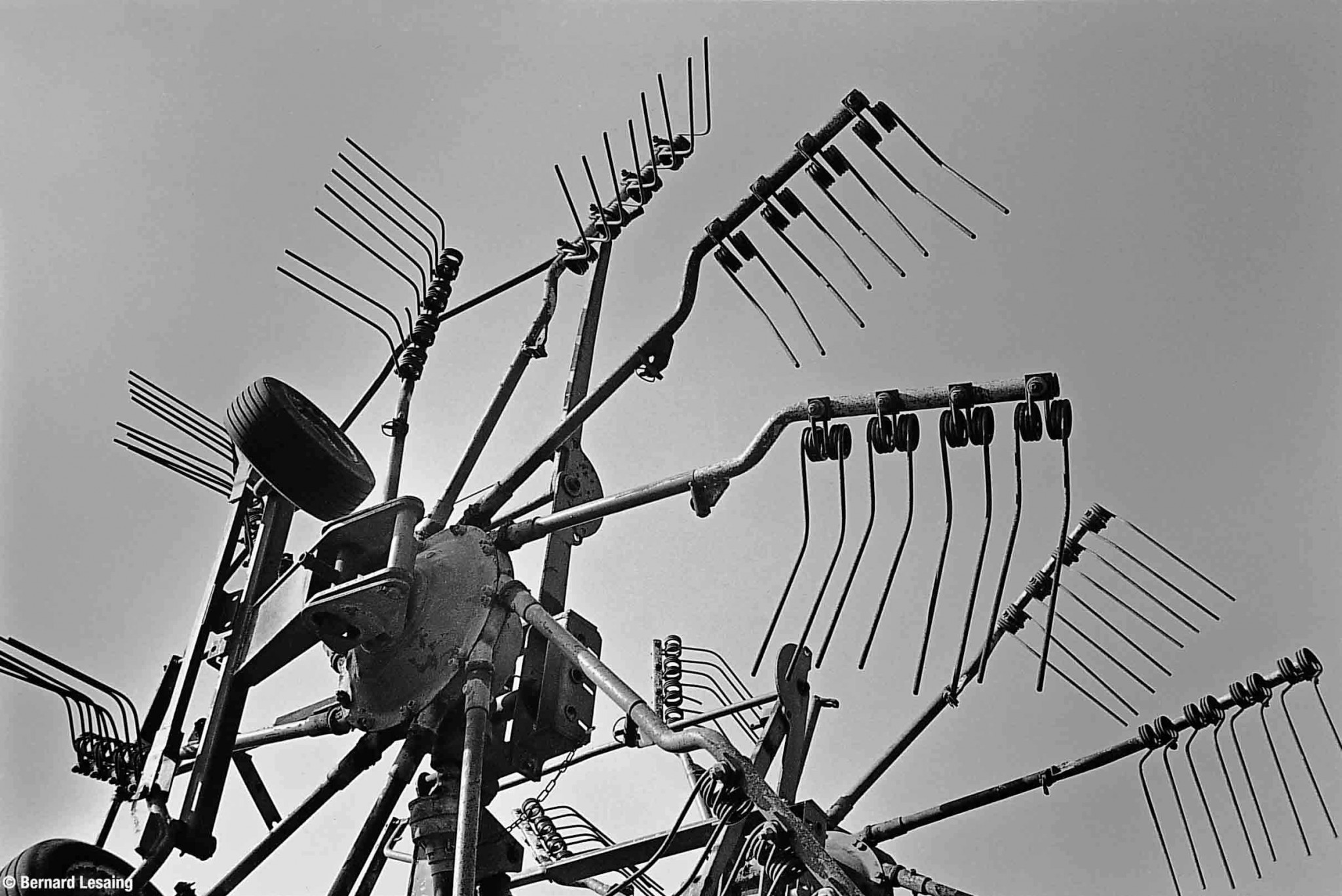 Faneuse, Rognes, 2012, Bernard Lesaing